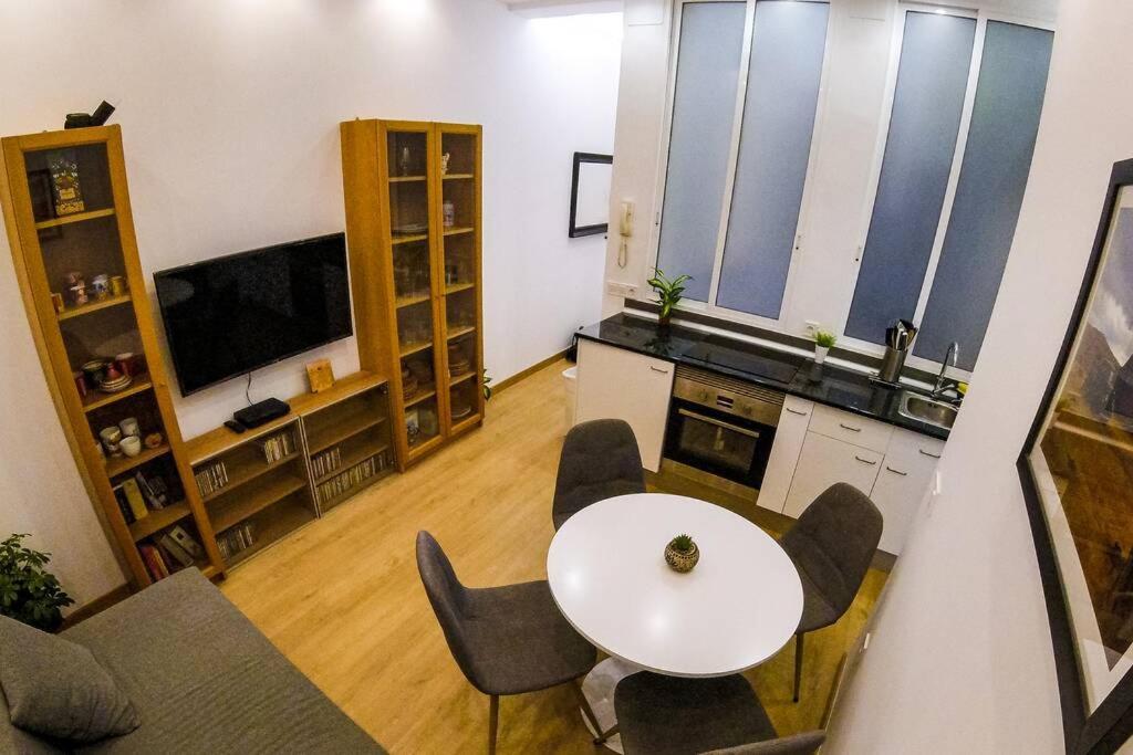 Piso Vip Anton Martin. Madrid Centro. Apartment Exterior photo
