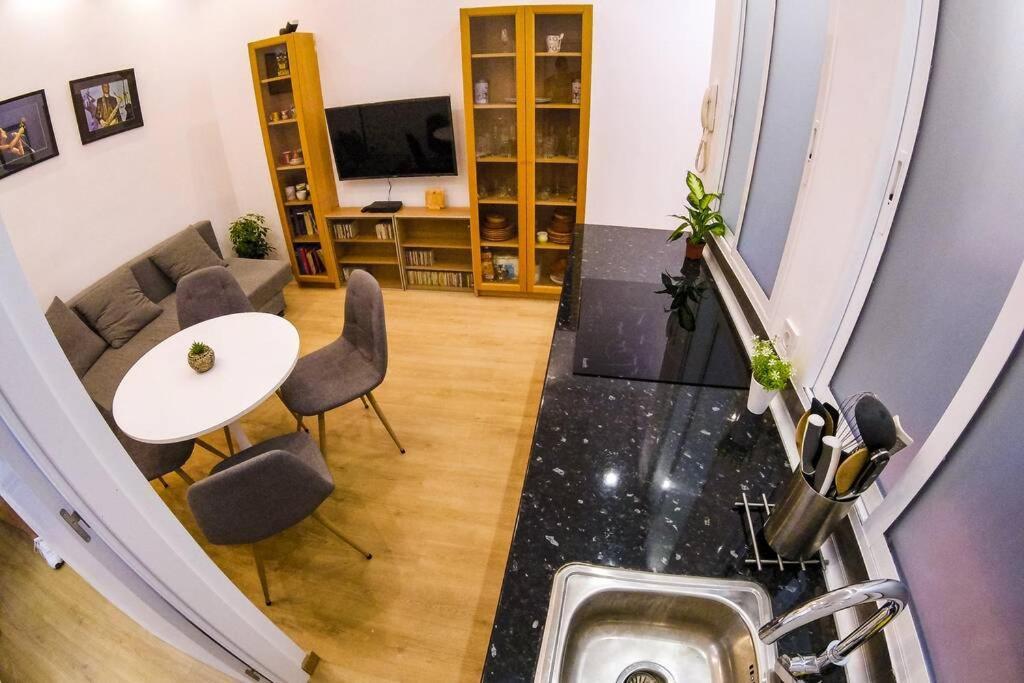 Piso Vip Anton Martin. Madrid Centro. Apartment Exterior photo