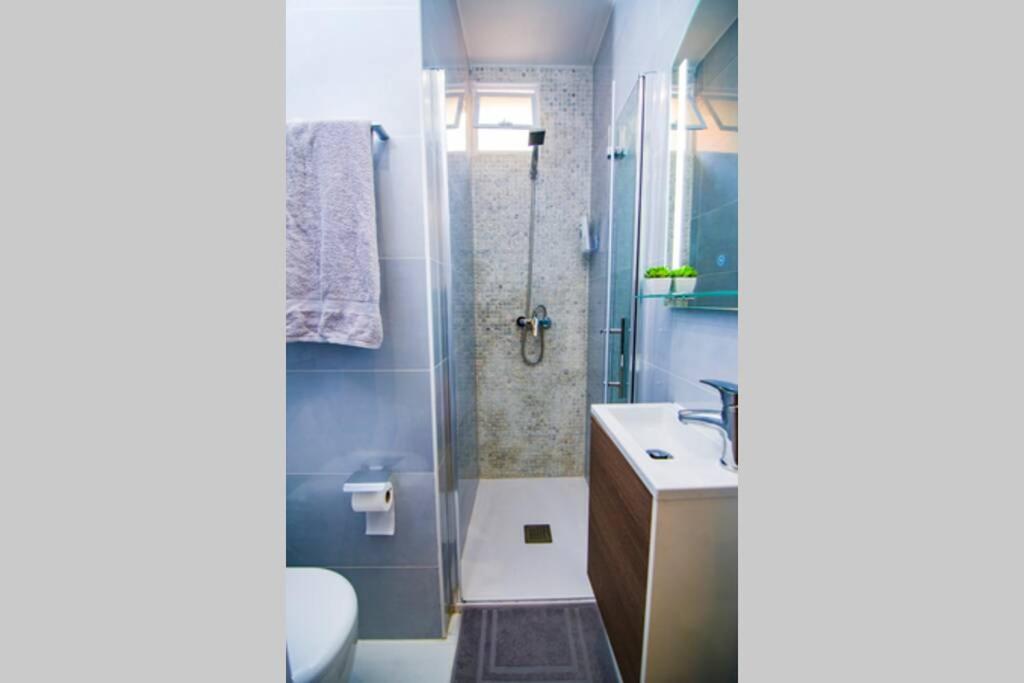 Piso Vip Anton Martin. Madrid Centro. Apartment Exterior photo